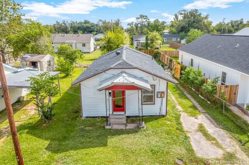 Property Photo:  2623 Tupelo Street  LA 70601