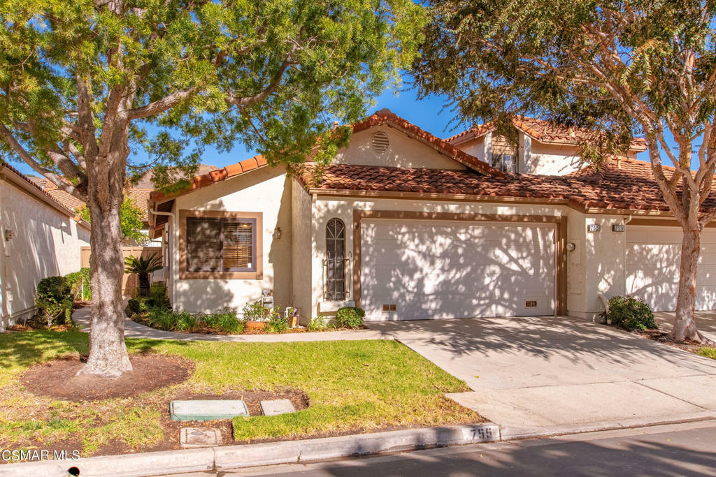 Property Photo:  755 Wind Willow Way  CA 93065 