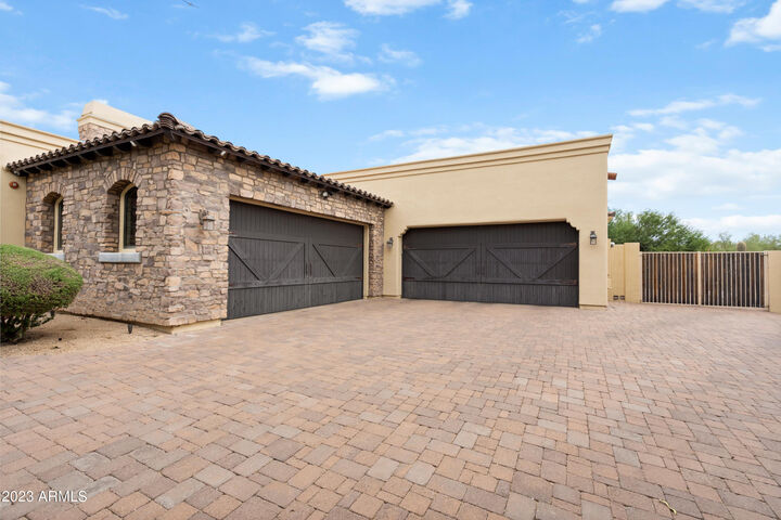 Property Photo:  6963 E Quail Track Drive  AZ 85266 