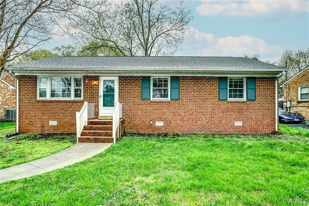 Property Photo:  5610 Hawthorne Avenue  VA 23227 