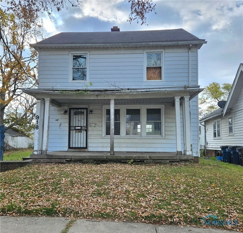 Property Photo:  916 Woodward Avenue  OH 43608 