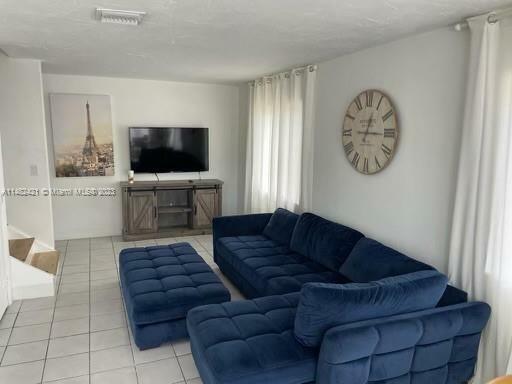 Property Photo:  5960 NE 5th Ct 2  FL 33137 