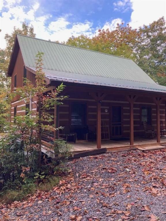 Property Photo: 607 Riverview Road NC 28651