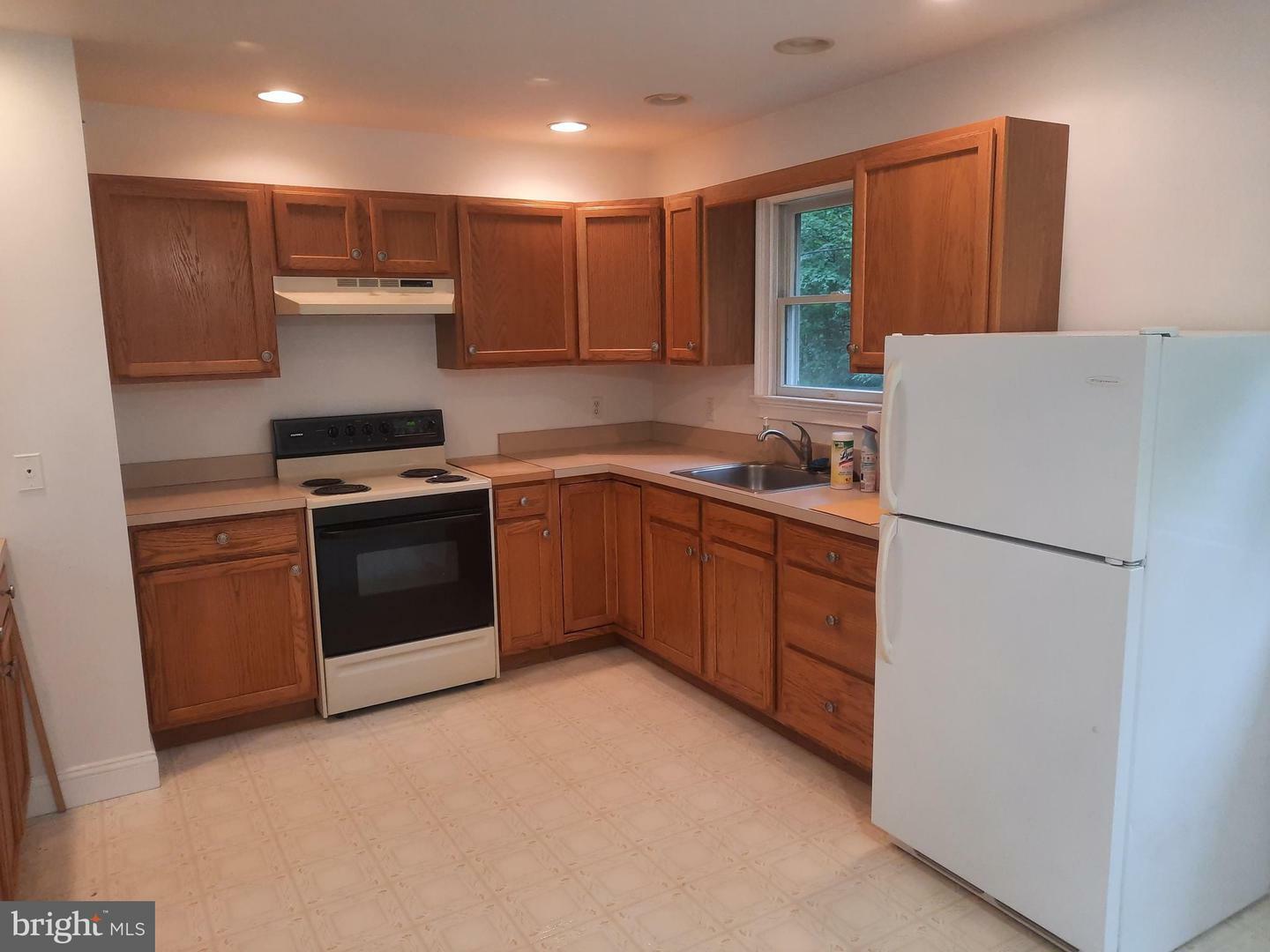 Property Photo: 1246 Bridgeton Hill Rd PA 18972