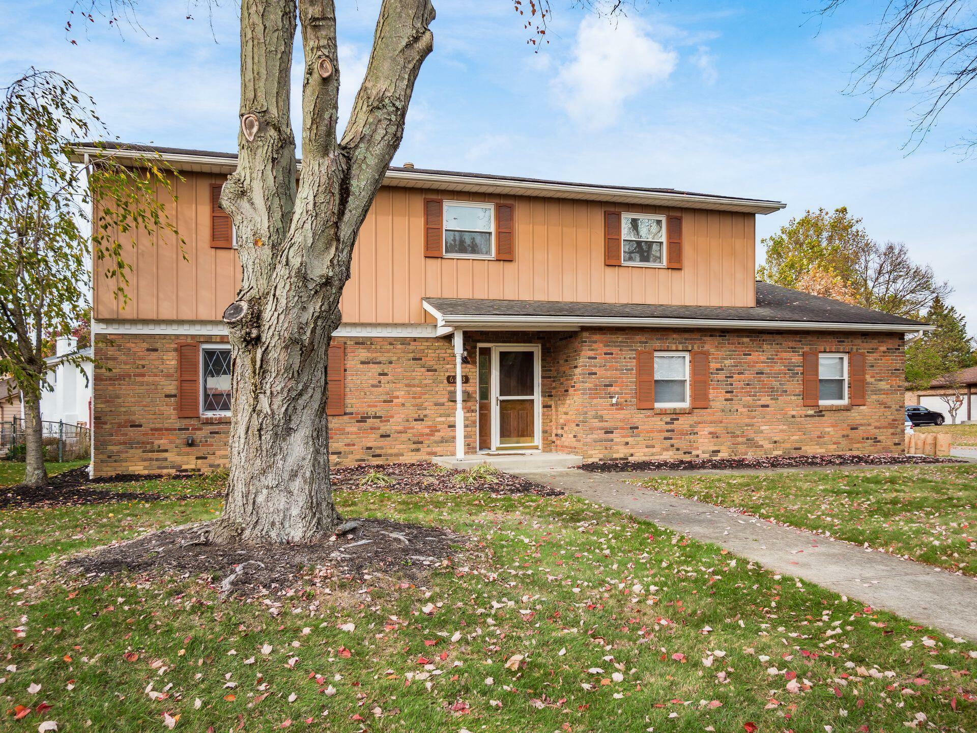Property Photo: 6213 Willowcrest Drive OH 43229