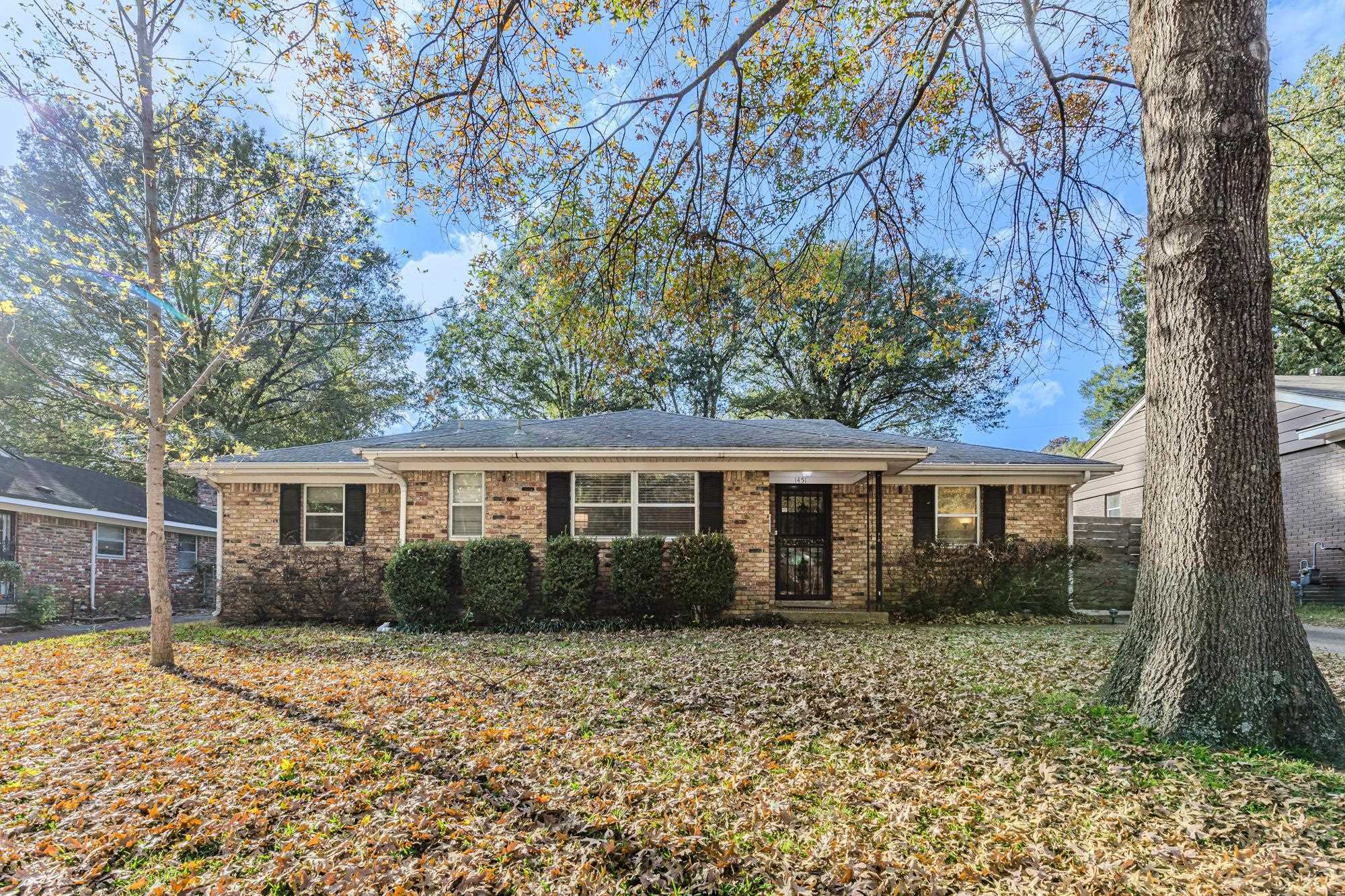 Property Photo:  1451 Wheaton St  TN 38117 