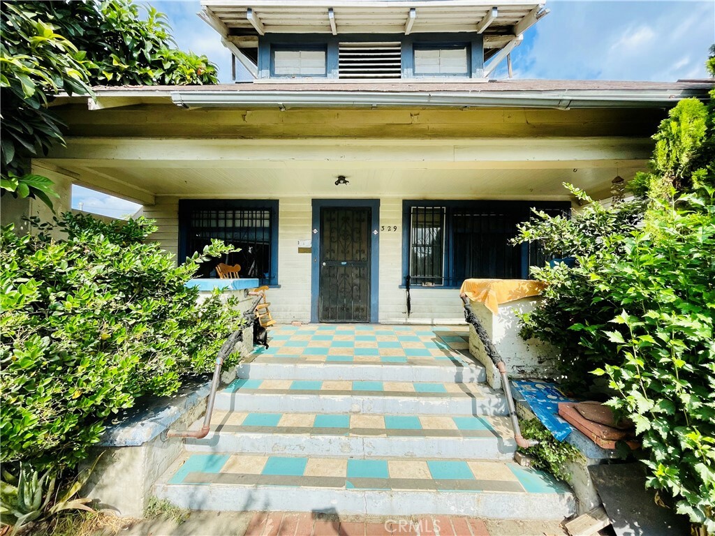 Property Photo:  329 E 60th Street  CA 90003 