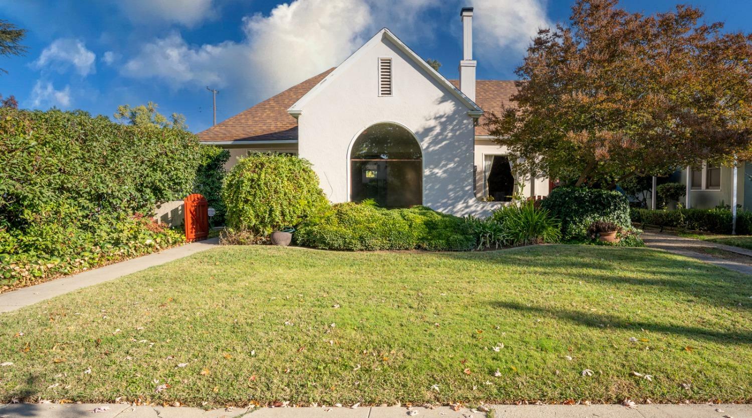 Property Photo: 123 W 27th Street CA 95340