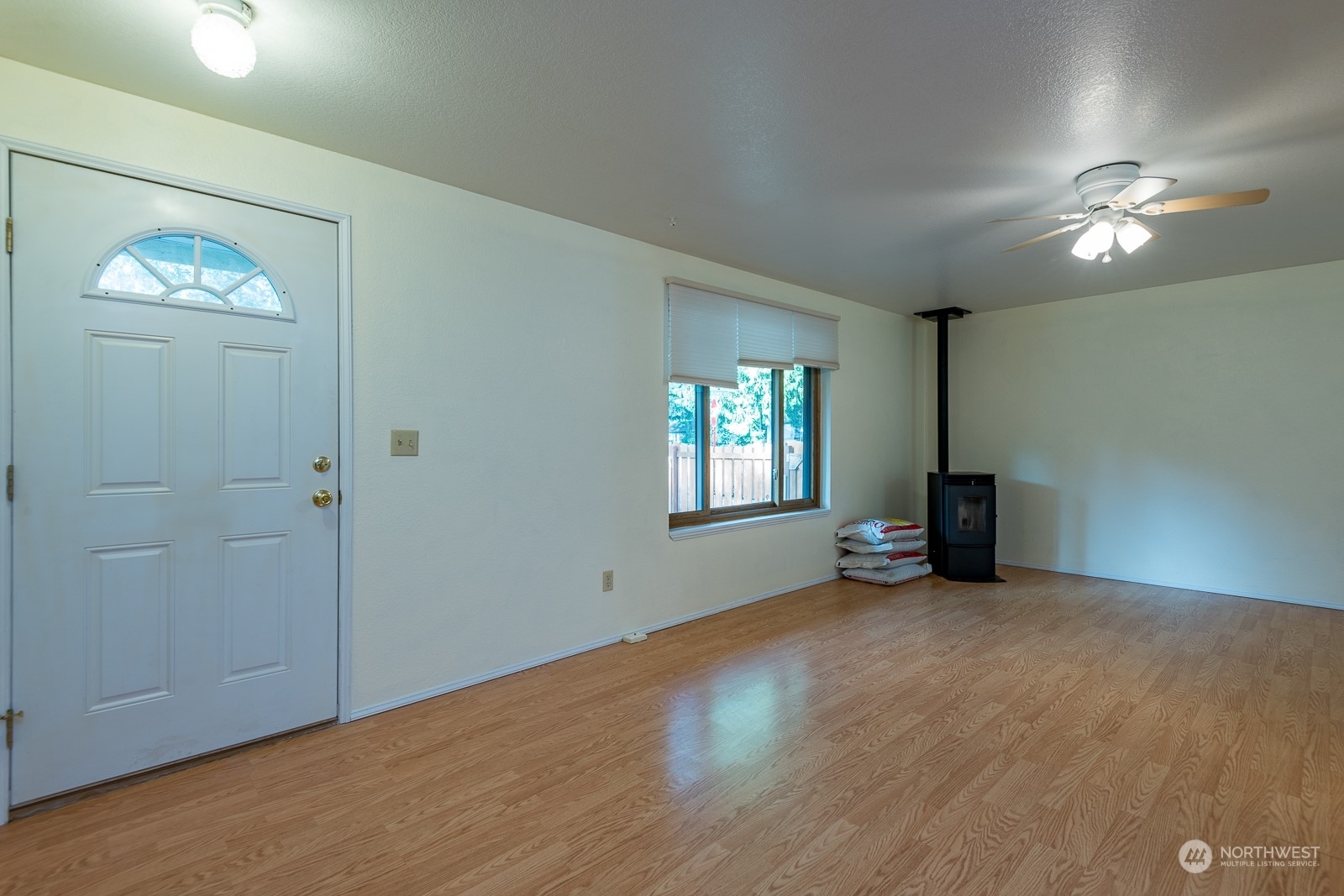 Property Photo:  11 NE Allen Court  WA 98528 