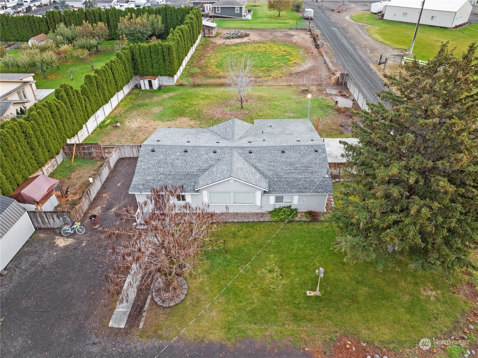 Property Photo:  7503 Rainier Rd NE  WA 98837 