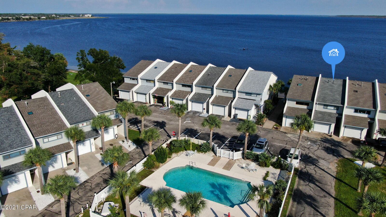 Property Photo: 6083 E Highway 98 FL 32404