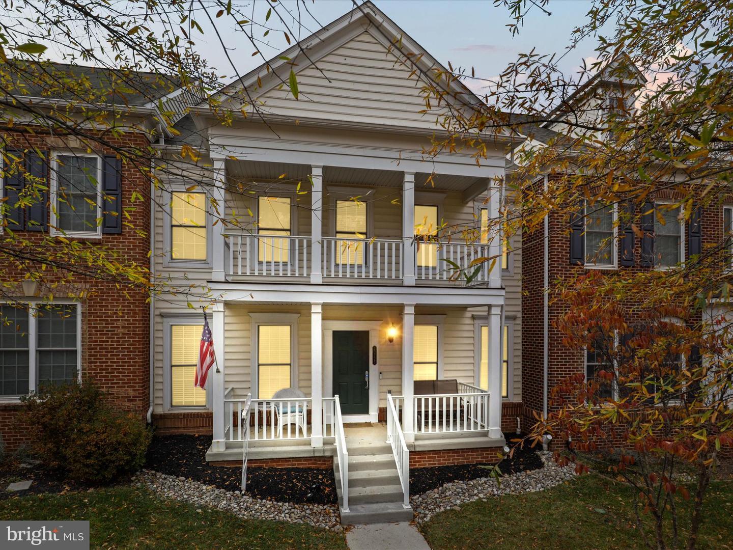 Property Photo:  20725 Red Cedar Drive  VA 20175 