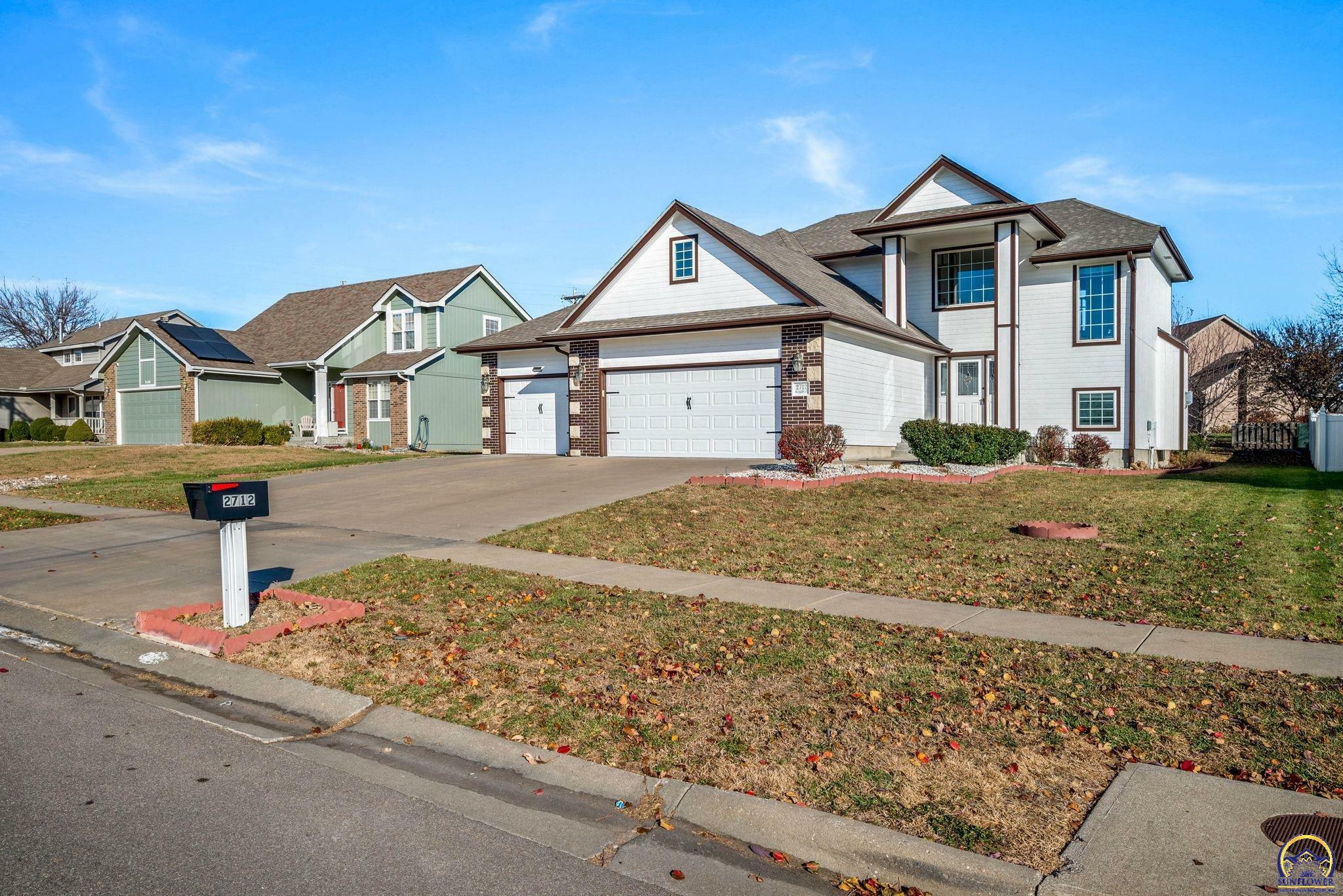 2712 SW Lagito Dr  Topeka KS 66614 photo