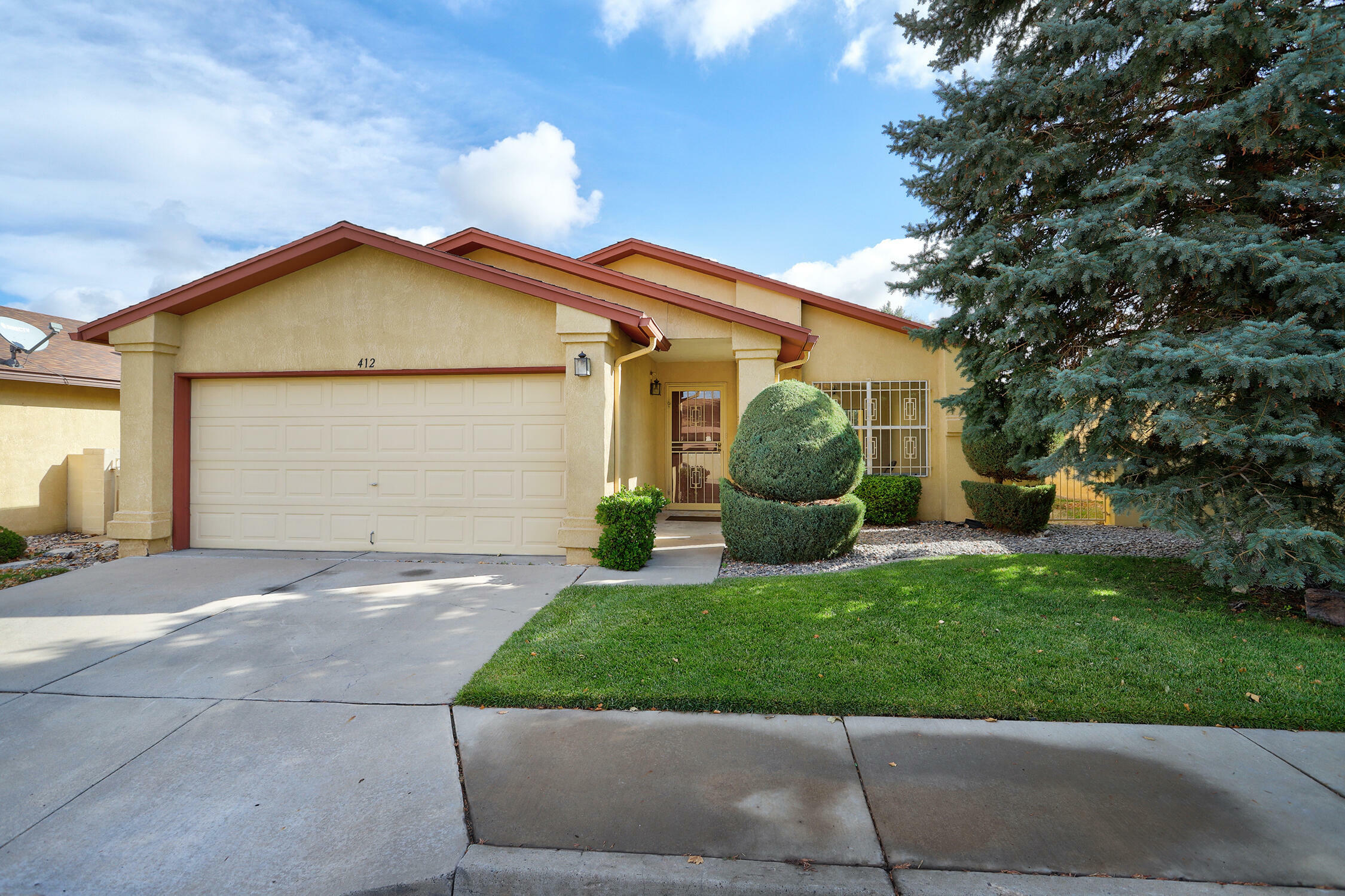 Property Photo:  412 Seward Park Avenue NE  NM 87123 