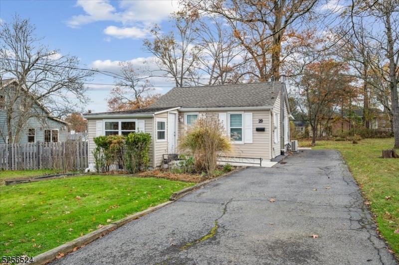 29 Riverview Ave  Lincoln Park Boro NJ 07035 photo