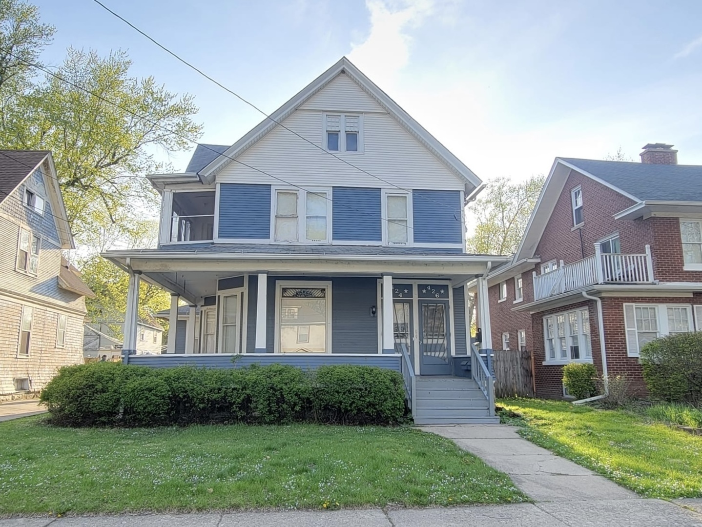 Property Photo: 424-426 Grand Avenue IL 60506