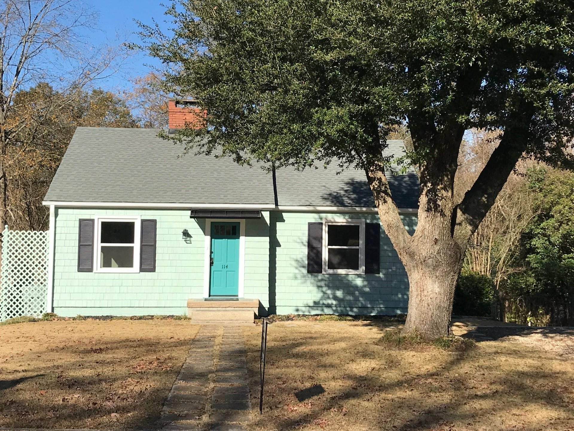 Property Photo:  114 White Oak Rd  SC 29301 