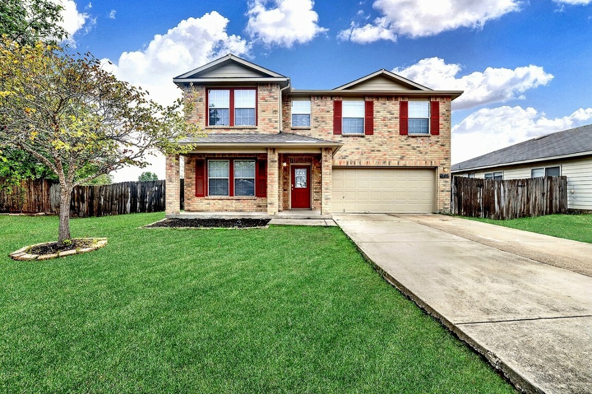 Property Photo:  245 N Willow Way  TX 78108 