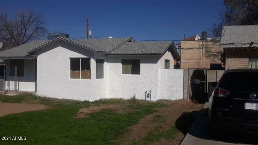 Property Photo:  2608 W Lane Avenue  AZ 85051 