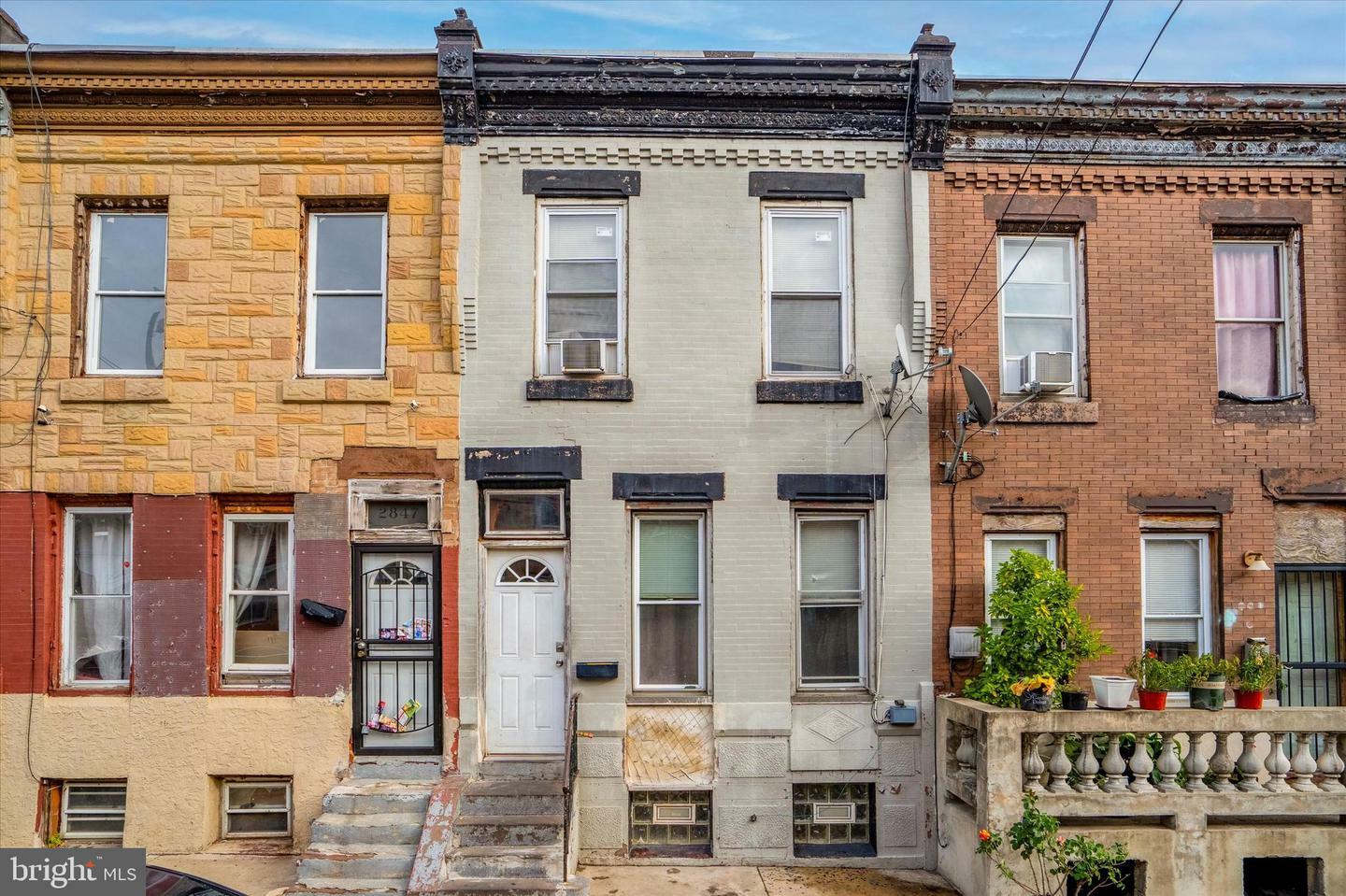 Property Photo: 2845 N Mascher Street PA 19133