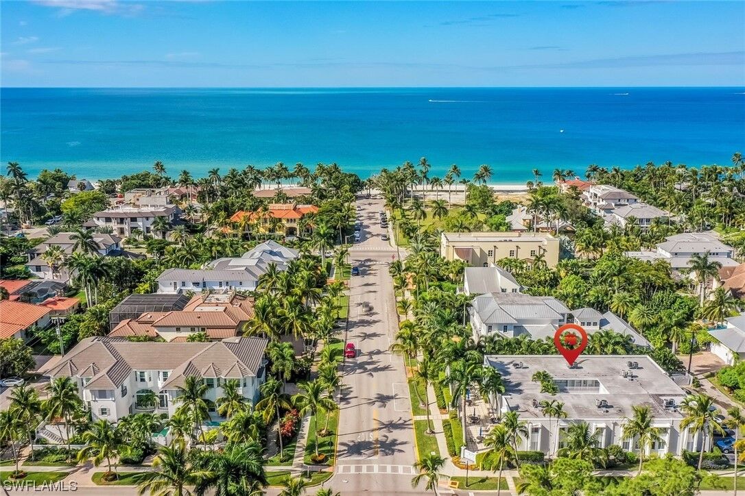 Property Photo:  175 5th Avenue S 6  FL 34102 