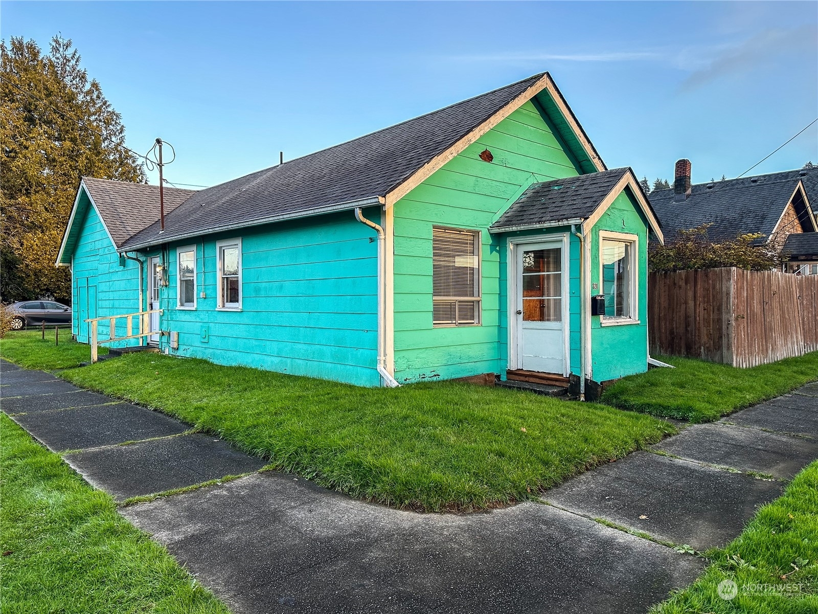 Property Photo: 320 Grant Street WA 98520