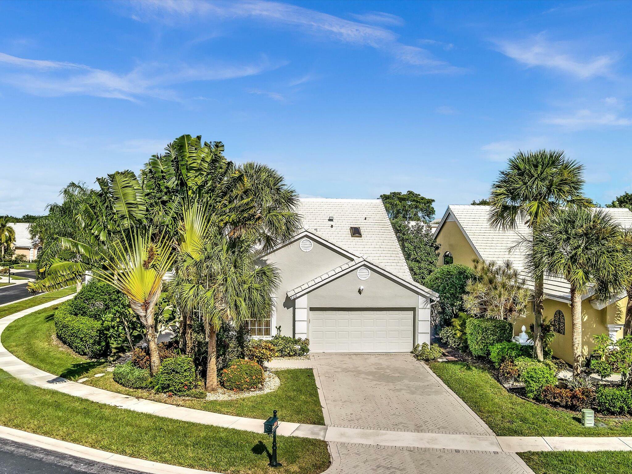 Property Photo:  8319 Horseshoe Bay Road  FL 33472 