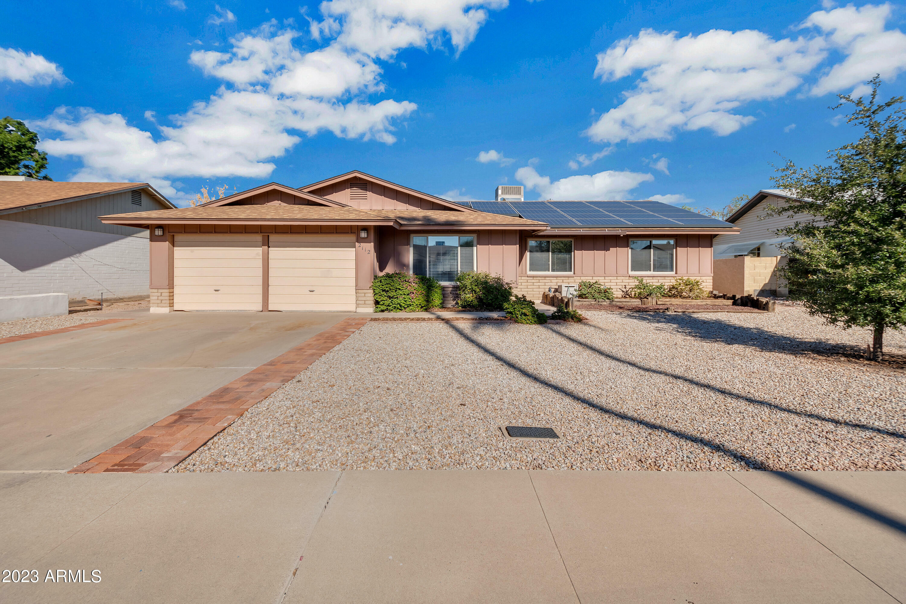 Property Photo:  2112 E Colgate Drive  AZ 85283 