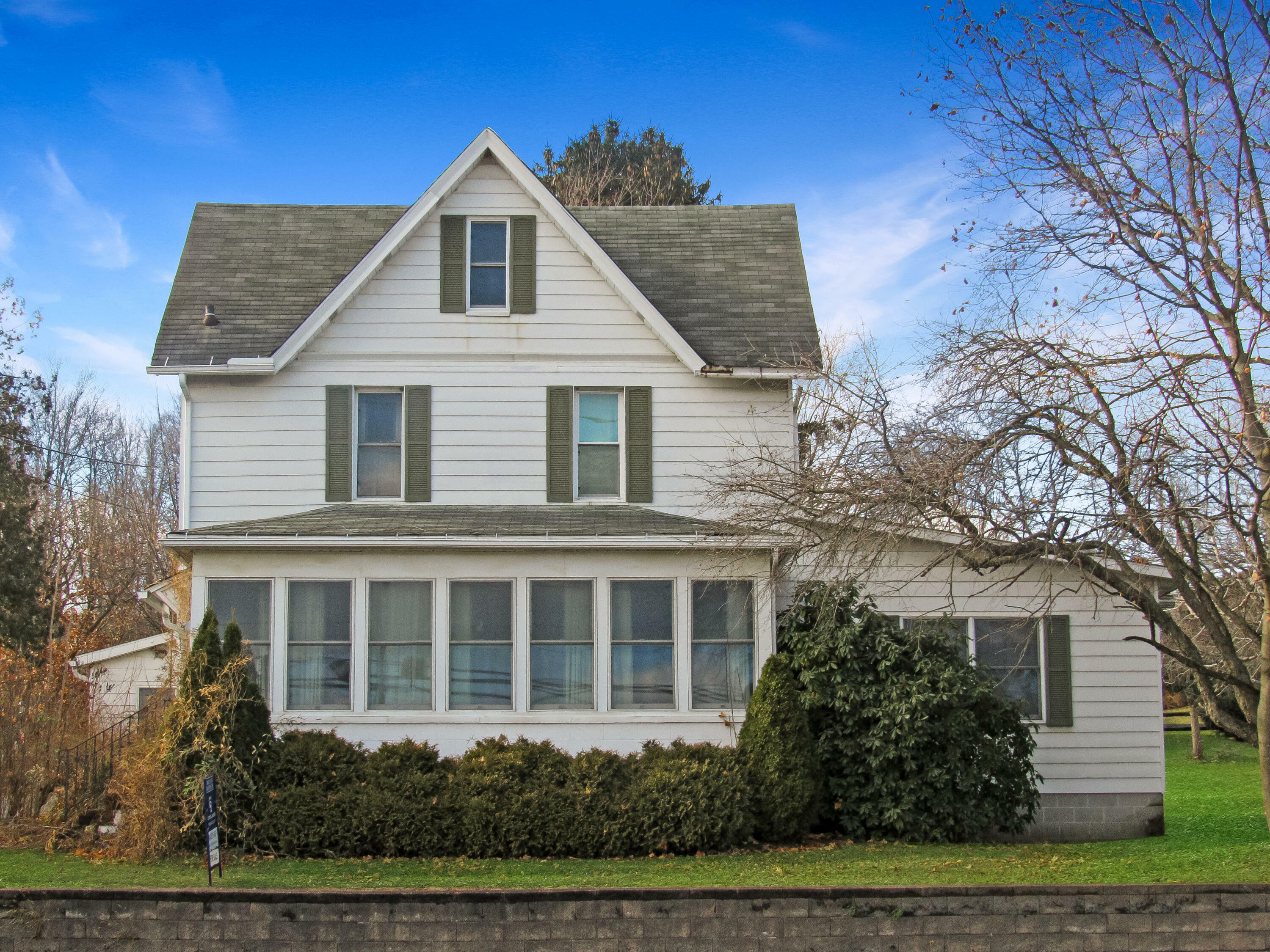 Property Photo:  908 S Brady St  PA 15801 