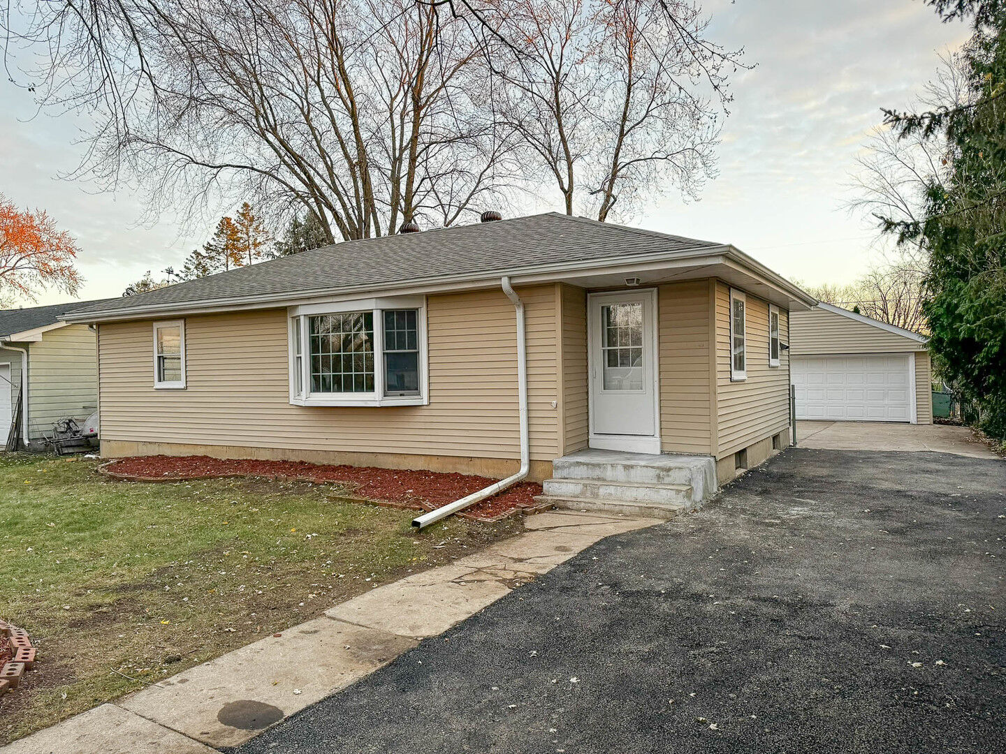 Property Photo:  8711 Ramble Road  IL 60097 