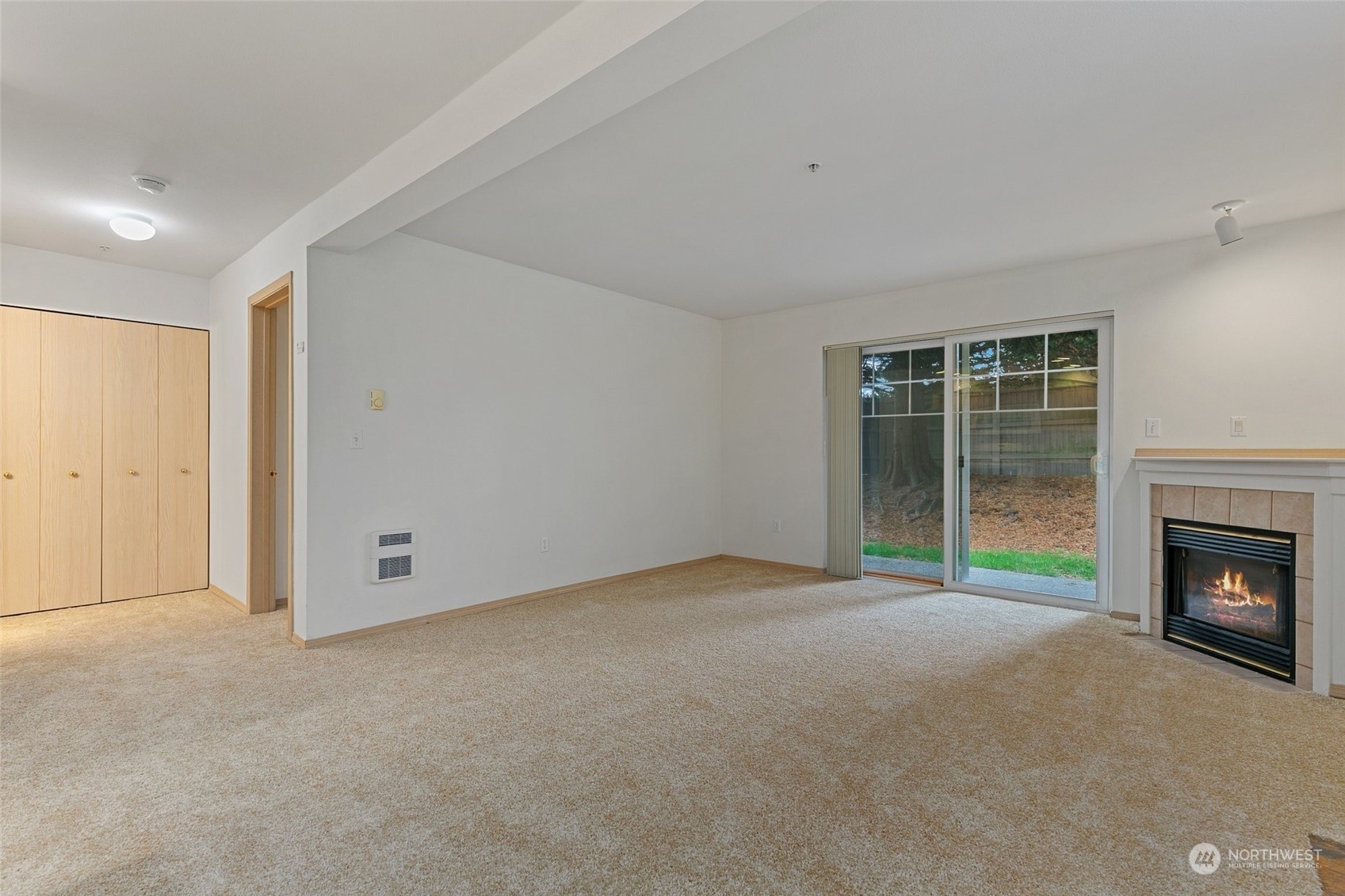 Property Photo: 1001 W Casino Road G102 WA 98204