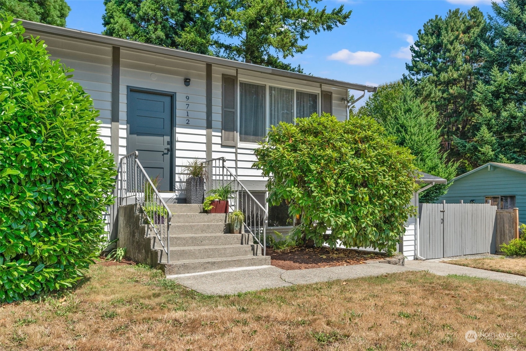 Property Photo:  9712 NE 124th Street  WA 98034 