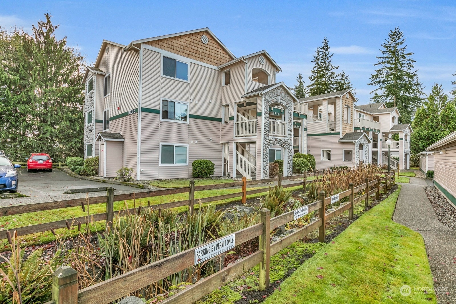 Property Photo: 11504 12th Avenue W B302 WA 98204