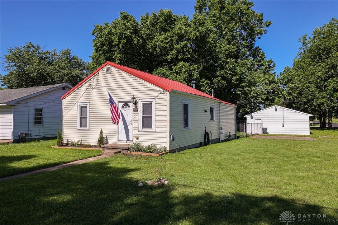 Property Photo: 3014 Locust Street OH 45044