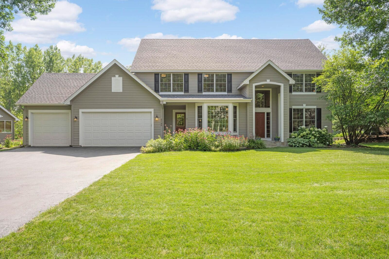 Property Photo: 5730 Marsh Pointe Drive MN 55331