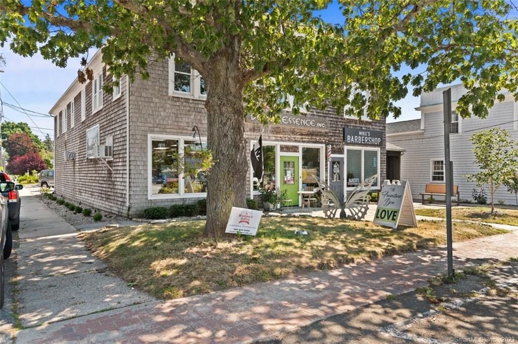 Property Photo:  100 Main Street 2B  CT 06475 