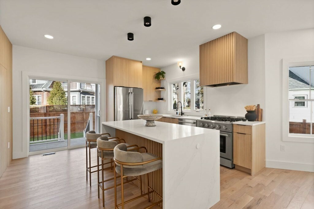 Property Photo: 571 High St 571 MA 02155