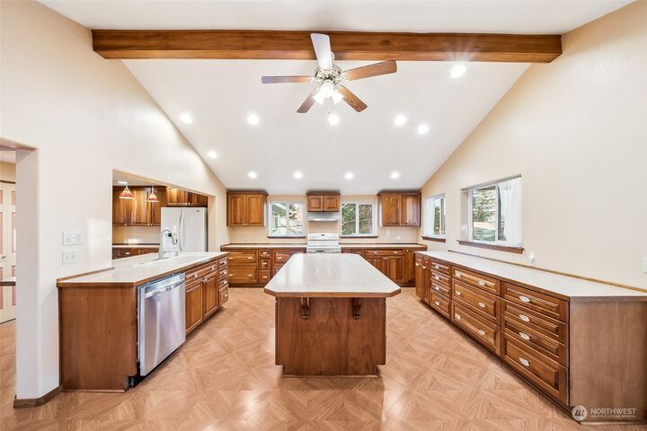 208 E 62nd Street  Tacoma WA 98404 photo