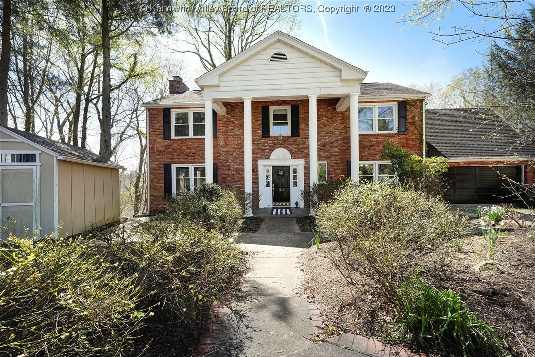 Property Photo: 1212 Williamsburg Way WV 25314