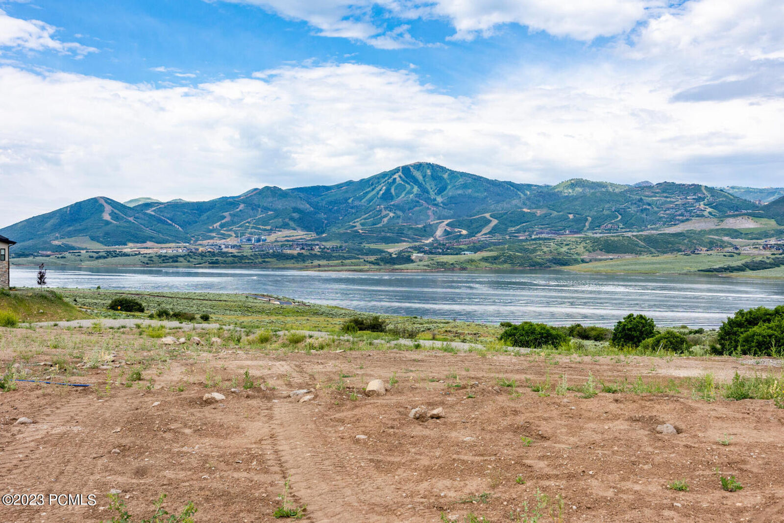 Property Photo:  395 E Kayak Drive  UT 84036 