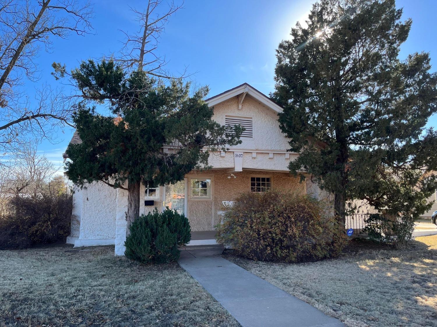 Property Photo: 1407 W 7th Street TX 79072