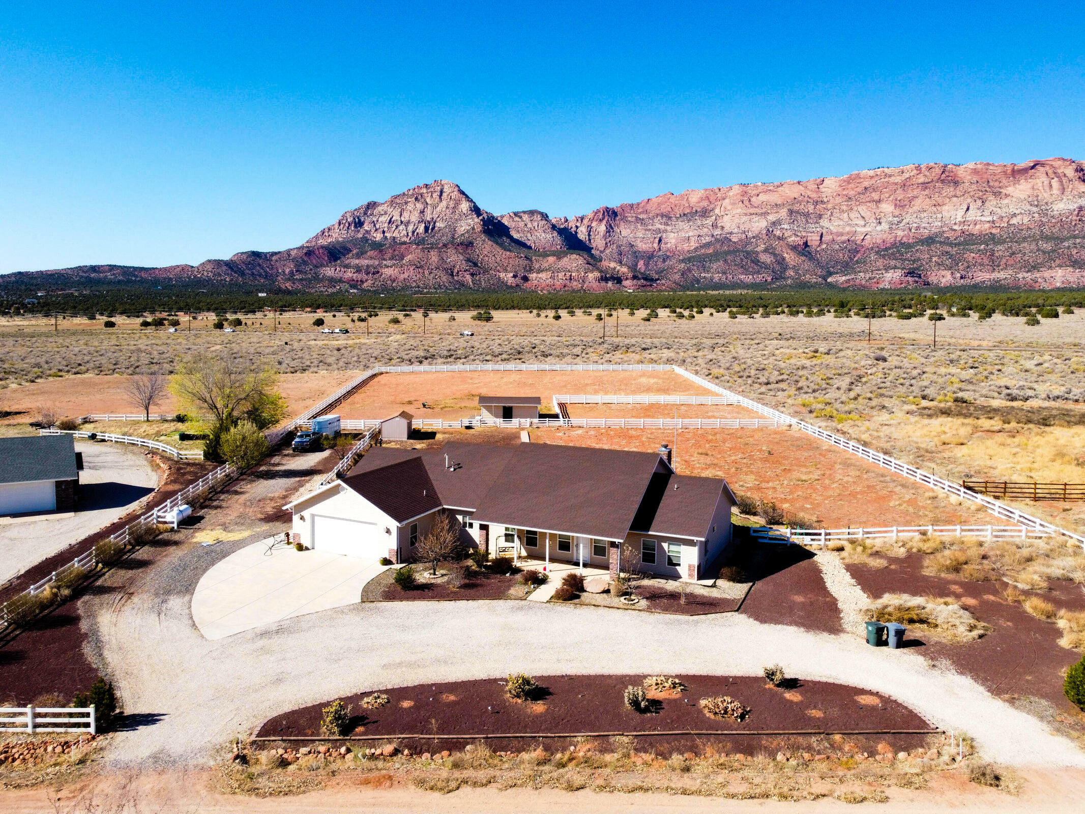 Property Photo:  2357 Canaan Way  UT 84737 