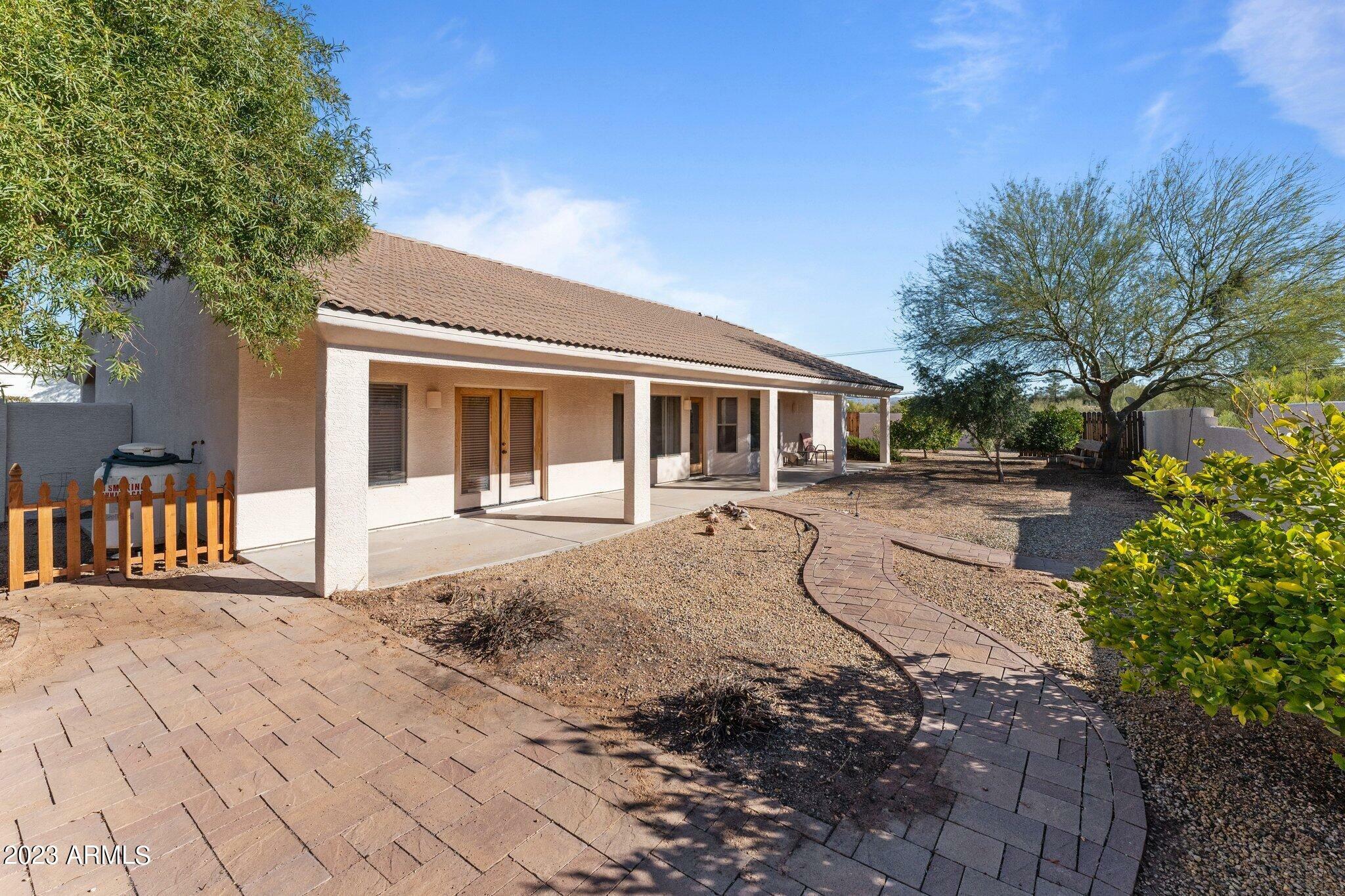 Property Photo:  2005 W Silverlode Drive  AZ 85390 