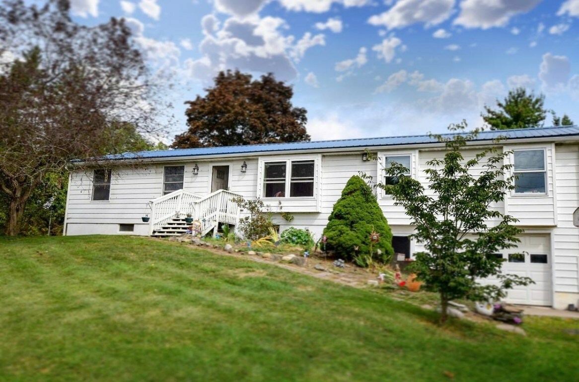 Property Photo:  660 Ridge Road  NY  