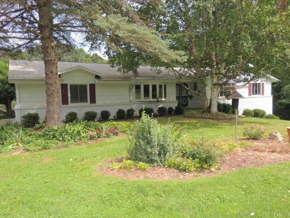 Property Photo:  3 Woodgate Lane  NY 14850 