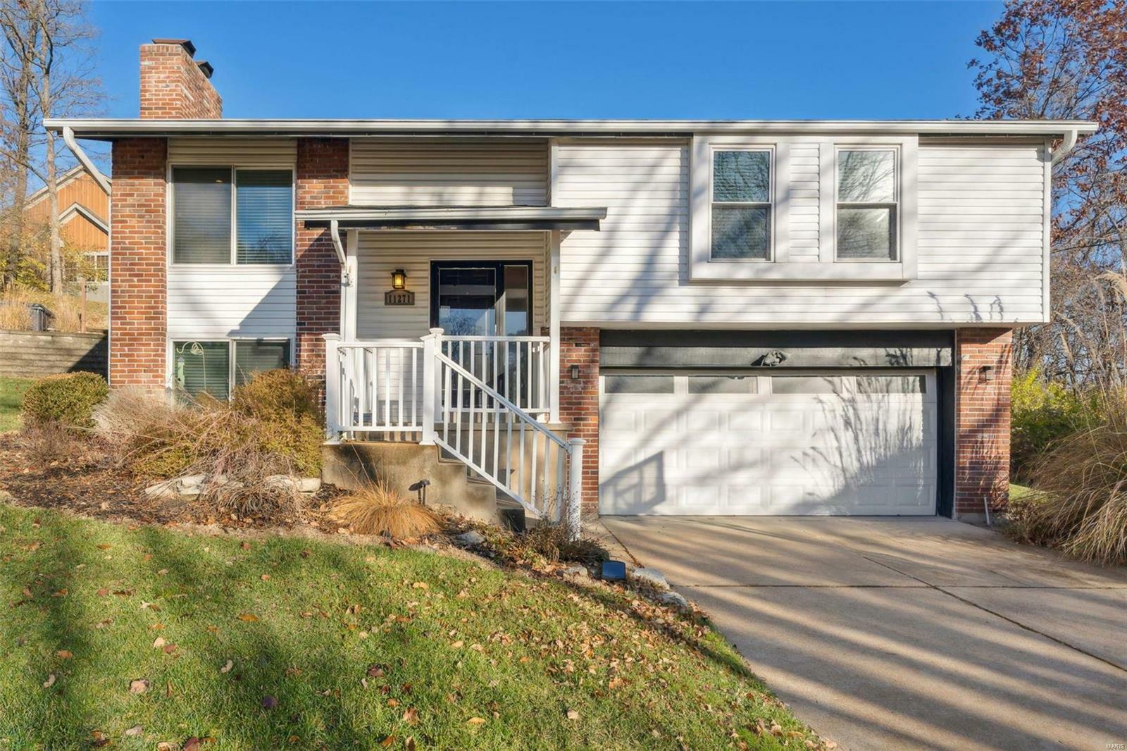 Property Photo: 11271 Sherwood Oak Court MO 63146