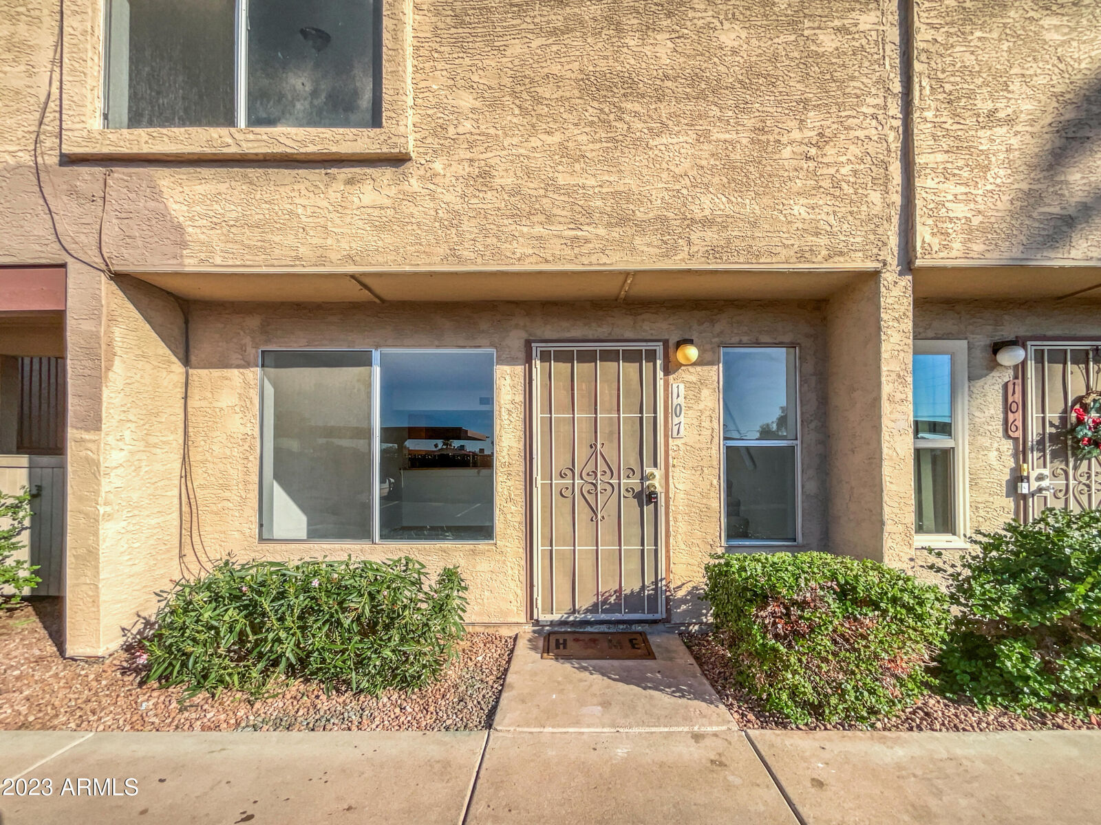 Property Photo: 4828 W Orangewood Avenue 107 AZ 85301