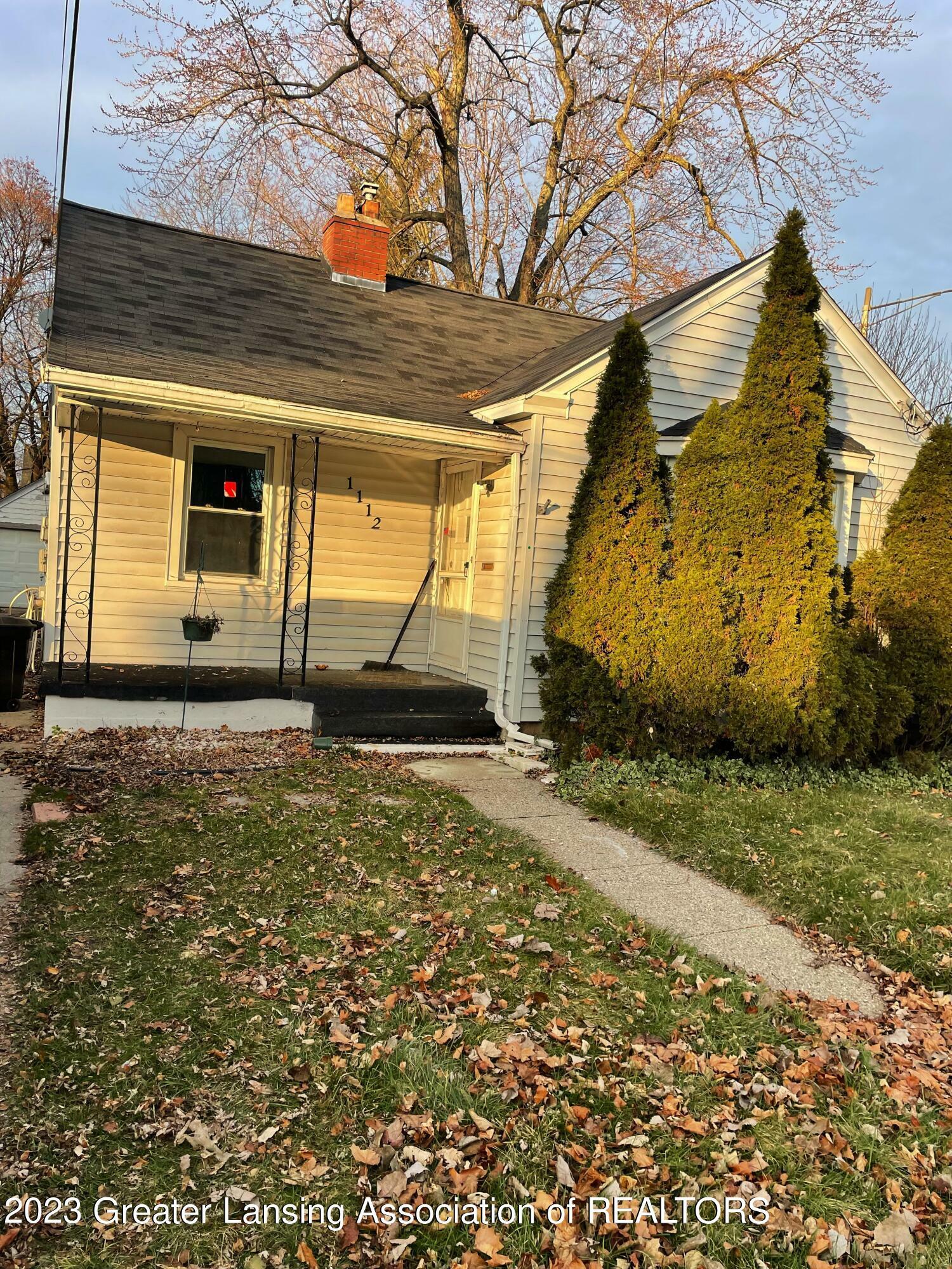 Property Photo:  1112 Gordon Avenue  MI 48910 