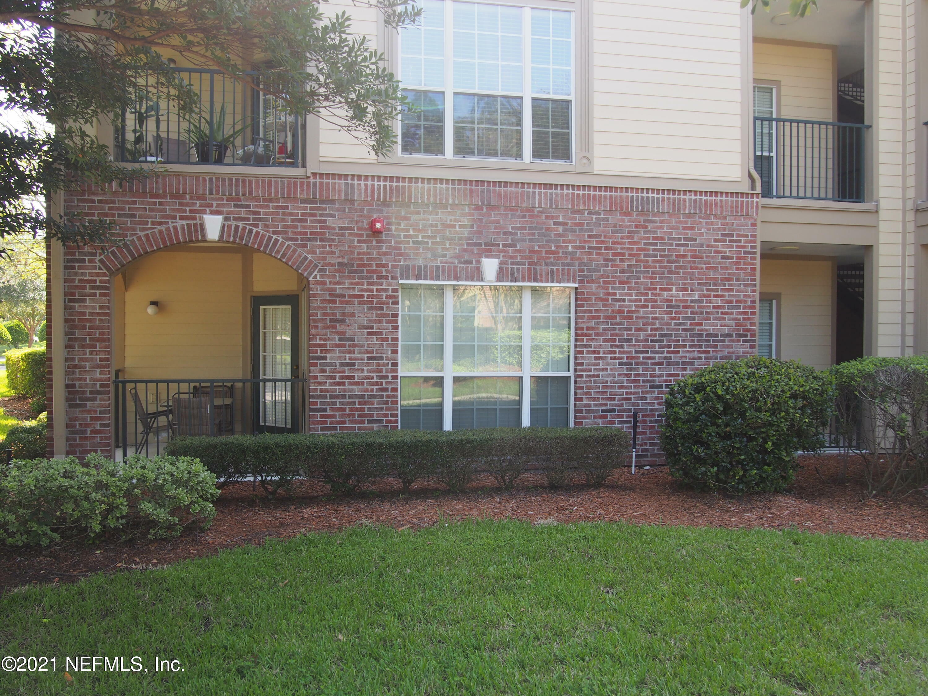 Property Photo:  7800 Point Meadows Drive 1117  FL 32256 