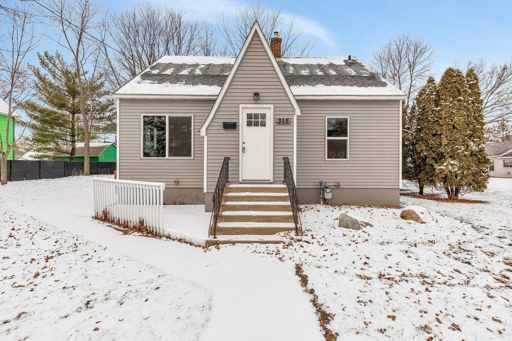 Property Photo:  315 20th Avenue N  MN 56303 